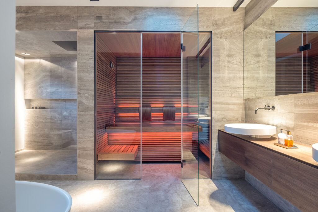 KLAFS sauna PURE American walnut