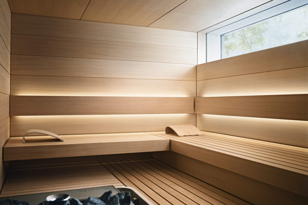 KLAFS sauna Shape hemlock