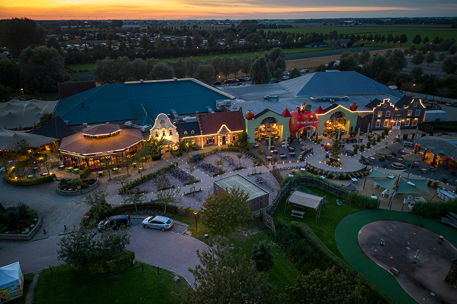 Outdoor hotel business 1