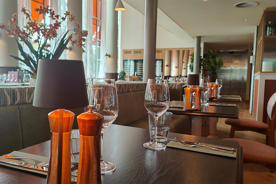 Aviation headquarters transformed into luxury hotel 5