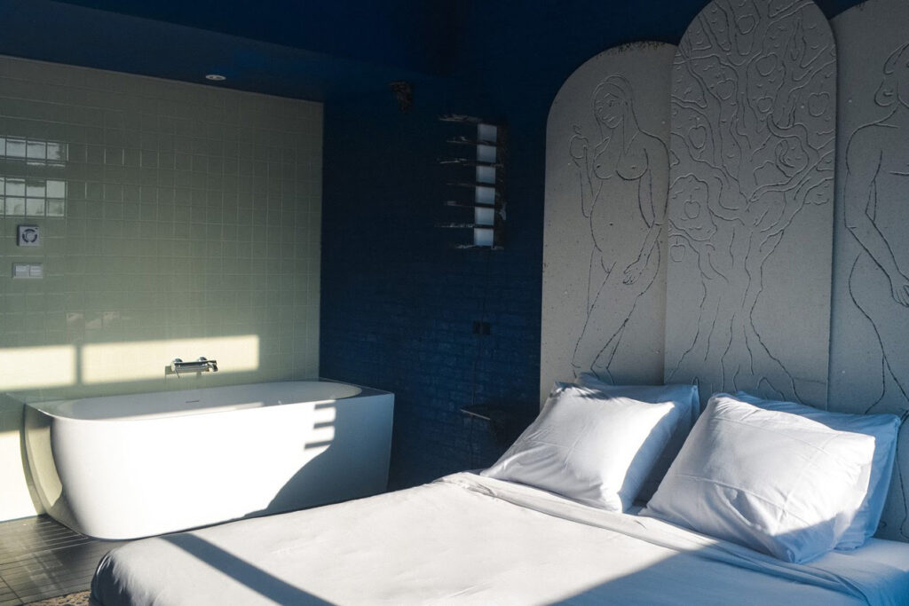 Veranderhuis De Groene Afslag opent circulair hotel met 30 kunstkamers 2
