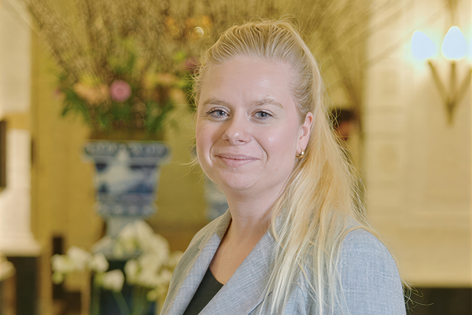 Kimberly Appels: The guest is king. But who takes care of the people wearing the crown? 1