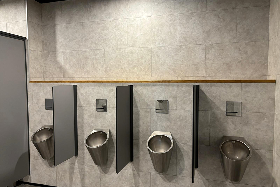 Robuust en duurzaam sanitair voor intensief gebruikte hospitalitylocaties 1