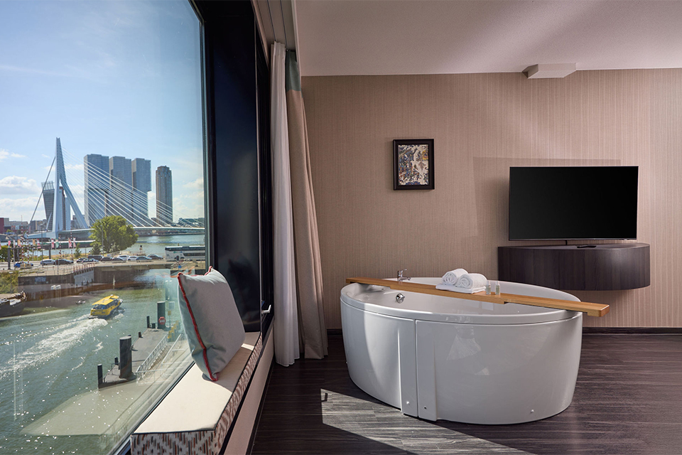 Haven Hotel Rotterdam verkoopt eerst de stad en dan pas een kamer 1
