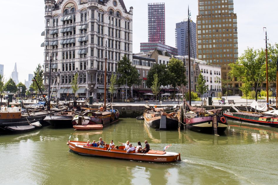 Haven Hotel Rotterdam verkoopt eerst de stad en dan pas een kamer 7