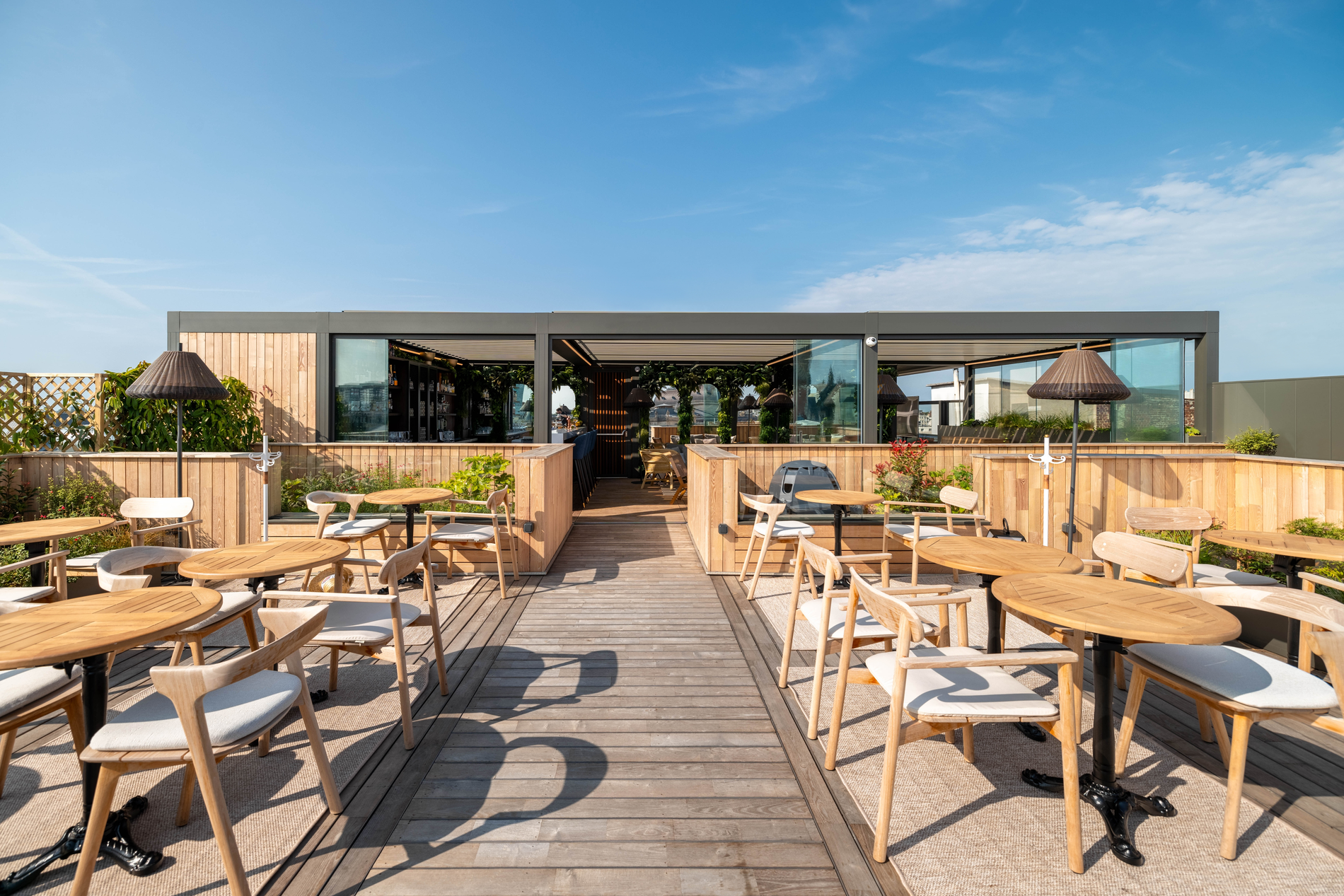 Beschut genieten onder Camargue-terrasoverkapping 2